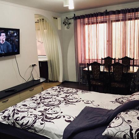 Apartment Rovno 罗夫诺 外观 照片
