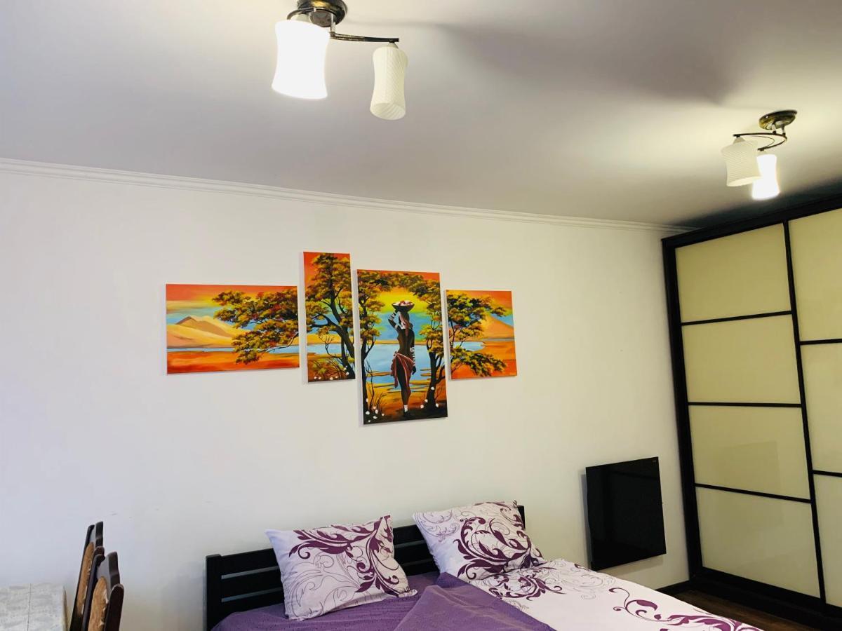 Apartment Rovno 罗夫诺 外观 照片